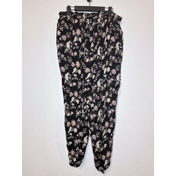 Forever 21+ Black Floral Stretch Harem Pants Size 2X - Picture 6 of 8